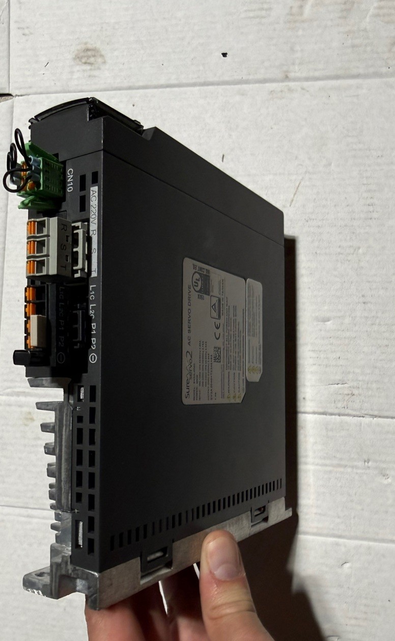 AutomationDirect SureServo2 SV2A-2040 Servo Drive 400W 110/230VAC AC Servo Ampli