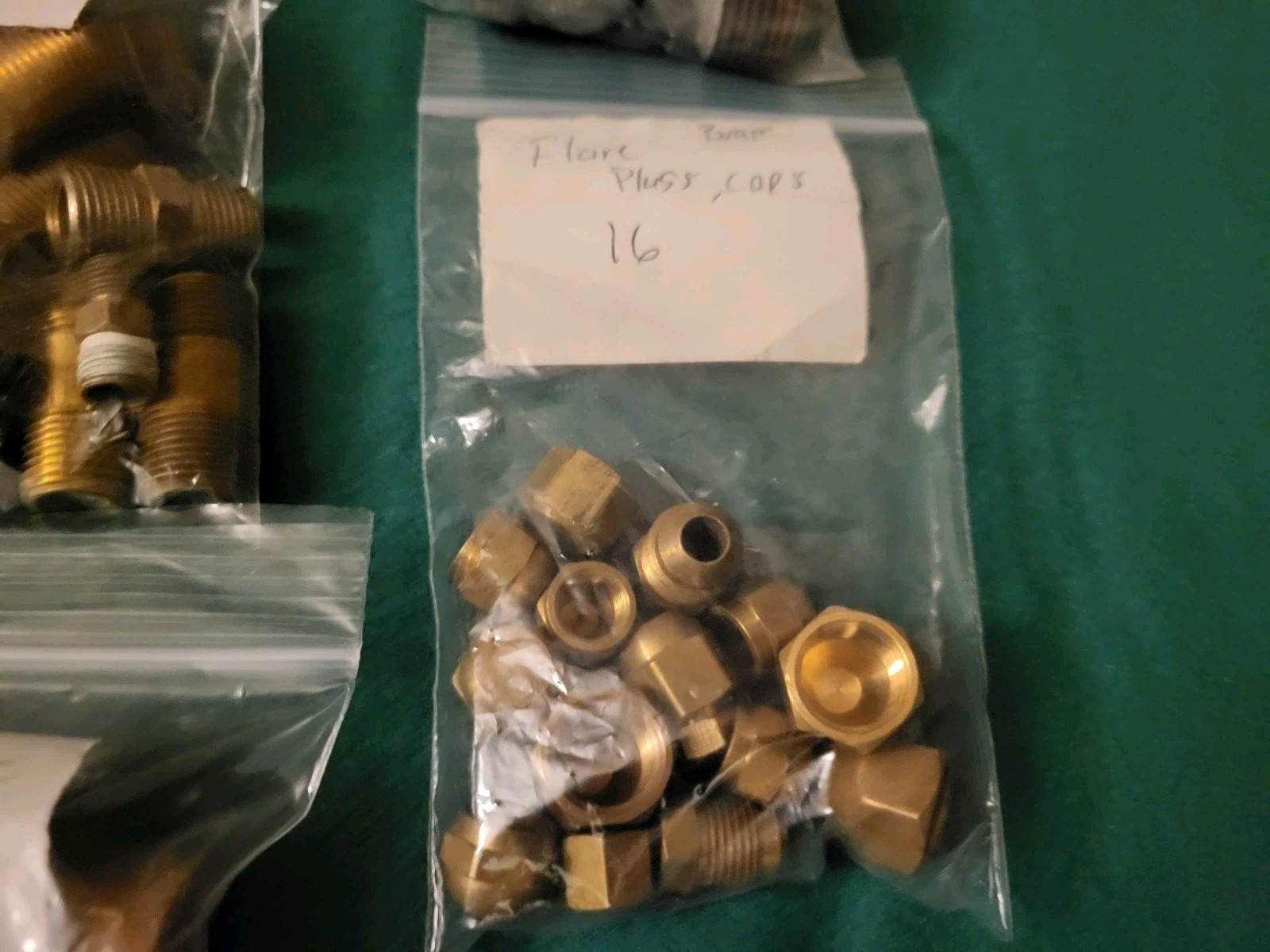 HUGE LOT OF BRASS FITTINGS, CONNECTORS FEW PLASTIC, IRON OVER 340 PIECES 24LBS