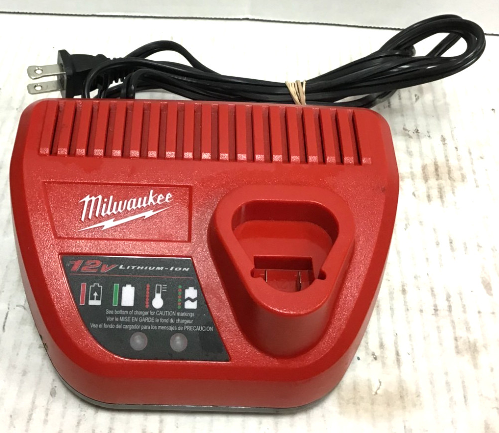 MA3 Milwaukee 2471-20 M12 Cordless Copper Tubing Cutter + Battery, Charger, Case