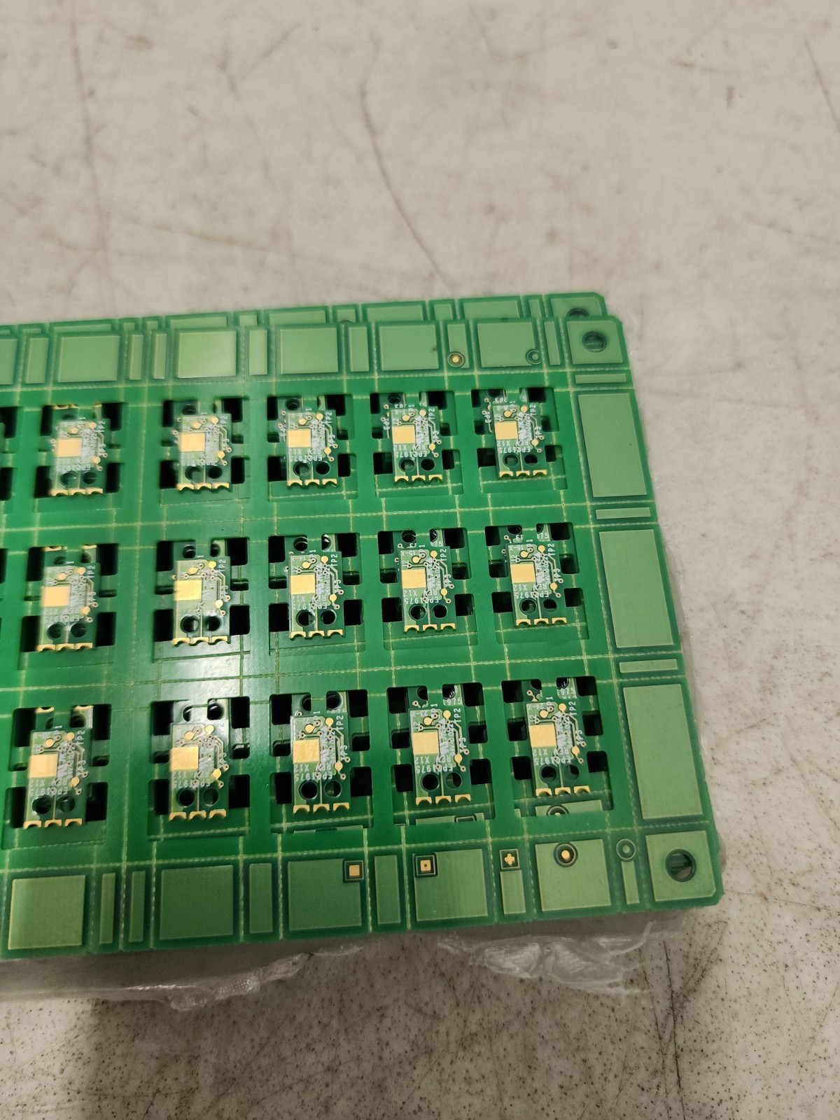 600 pcs JY Circuits PCB NANO CARTRIDGE EP01975+X12 New Open Box