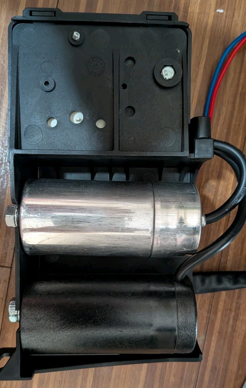 Embraco NEX4180UA Compressor 115-127V 60Hz R290 | Used Excellent Condition.