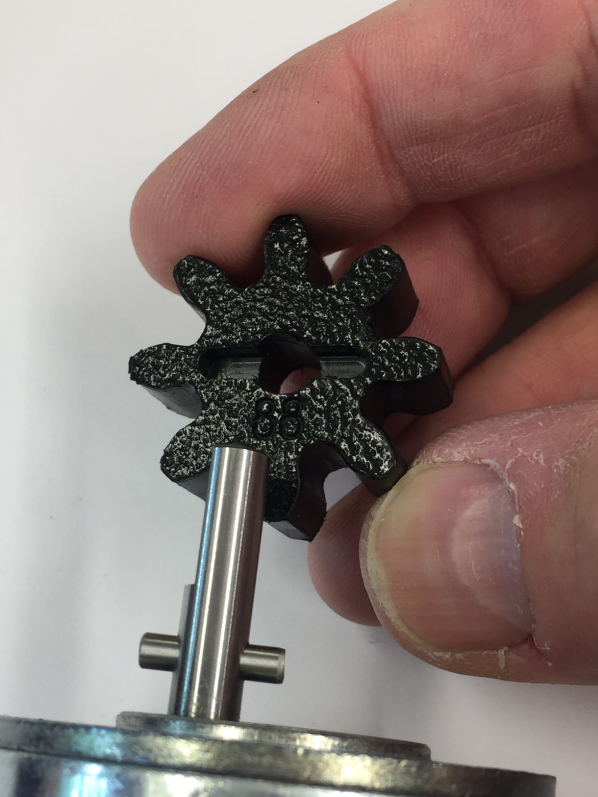 DIY MAKER SPUR GEARS FROM BOSTON MA.1/4″ BORE 8 PITCH, HUBS, SHAFT, GEAR RACK