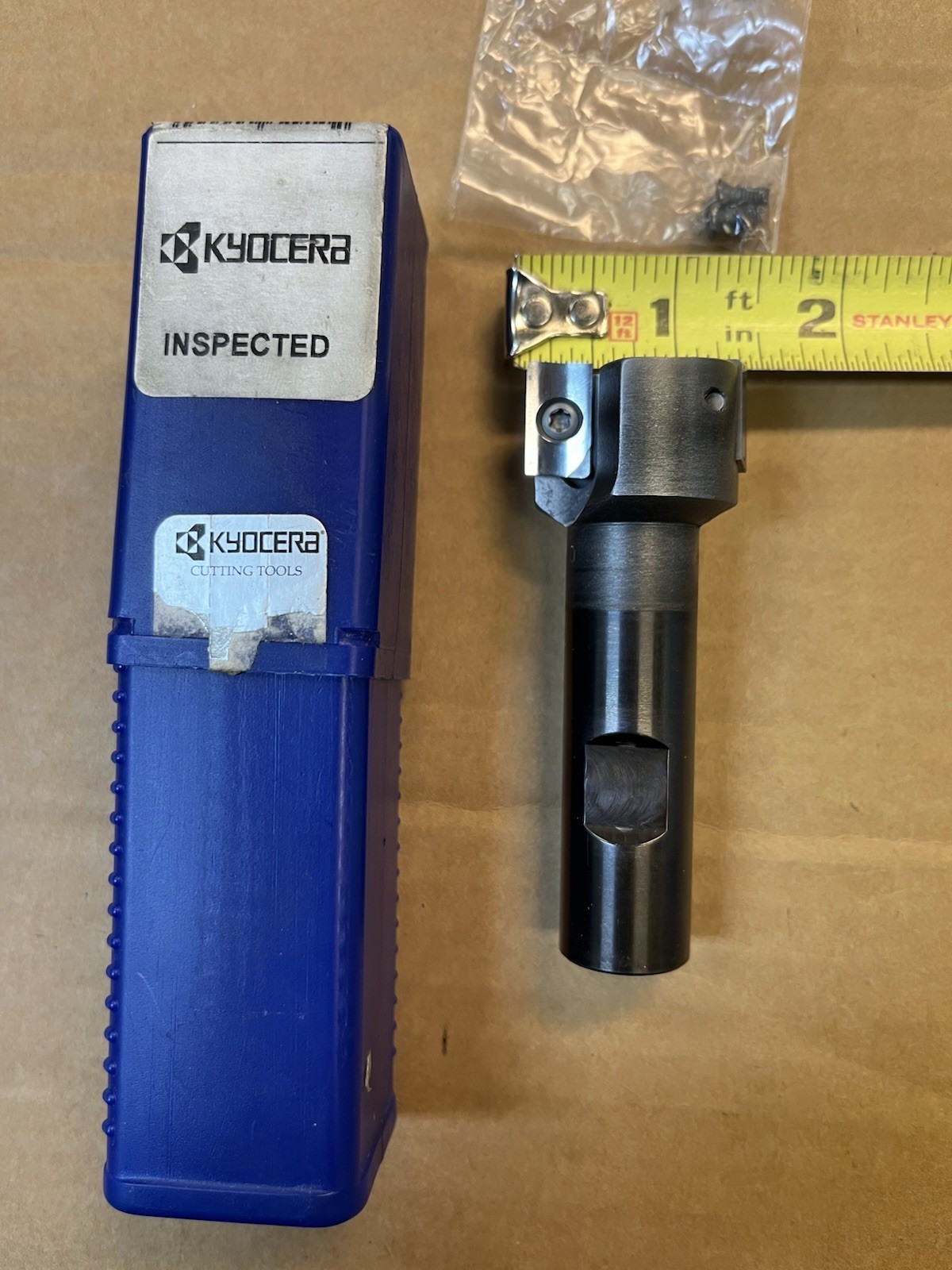 Kyocera, Insert Endmill 1.25in Di ,3/4 Shank, EM-1250-AL With Screws And Inserts