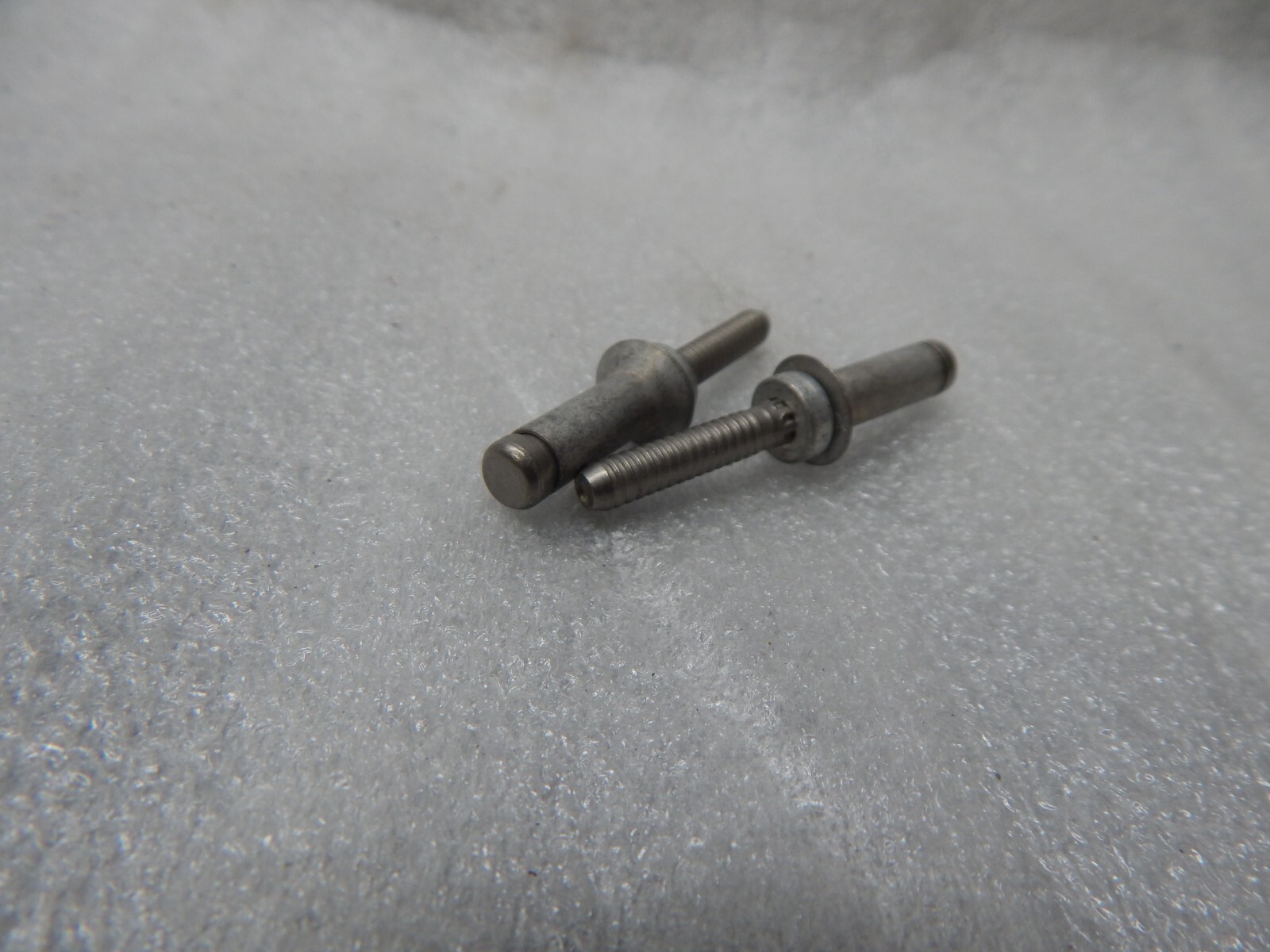1/4 ” 100 deg. flat head Cherrymax rivet 3/4 long with a 3/16 pull mandrel A286