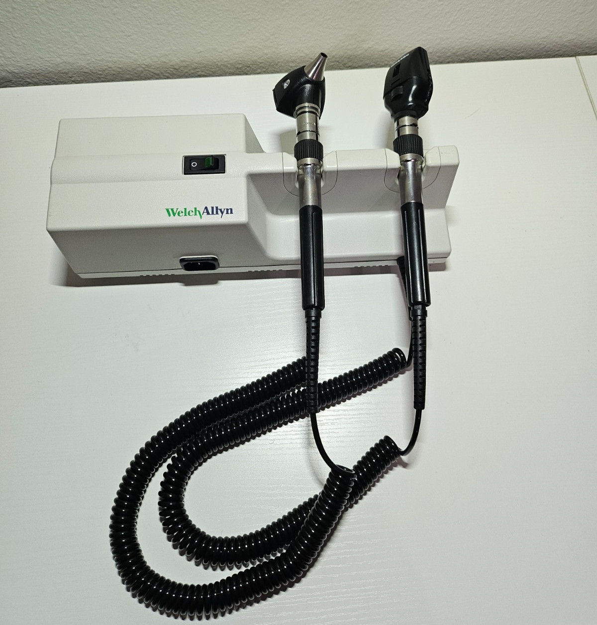 Welch Allyn 767 Wall Transformer with Heads Ophthalmoscope & Otoscope