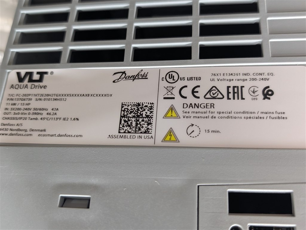 15 HP Danfoss VLT 137G6739 Drive FC-202P11KT2E20H2TGXXXXSXXXXAXBXCXXXX 200-240V