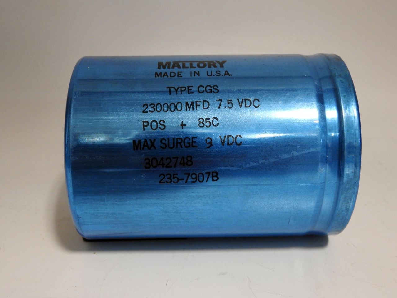 SET OF FOUR NEW NEVER USED MALLORY 230000 MFD @ 7.5 VDC CAPACITORS
