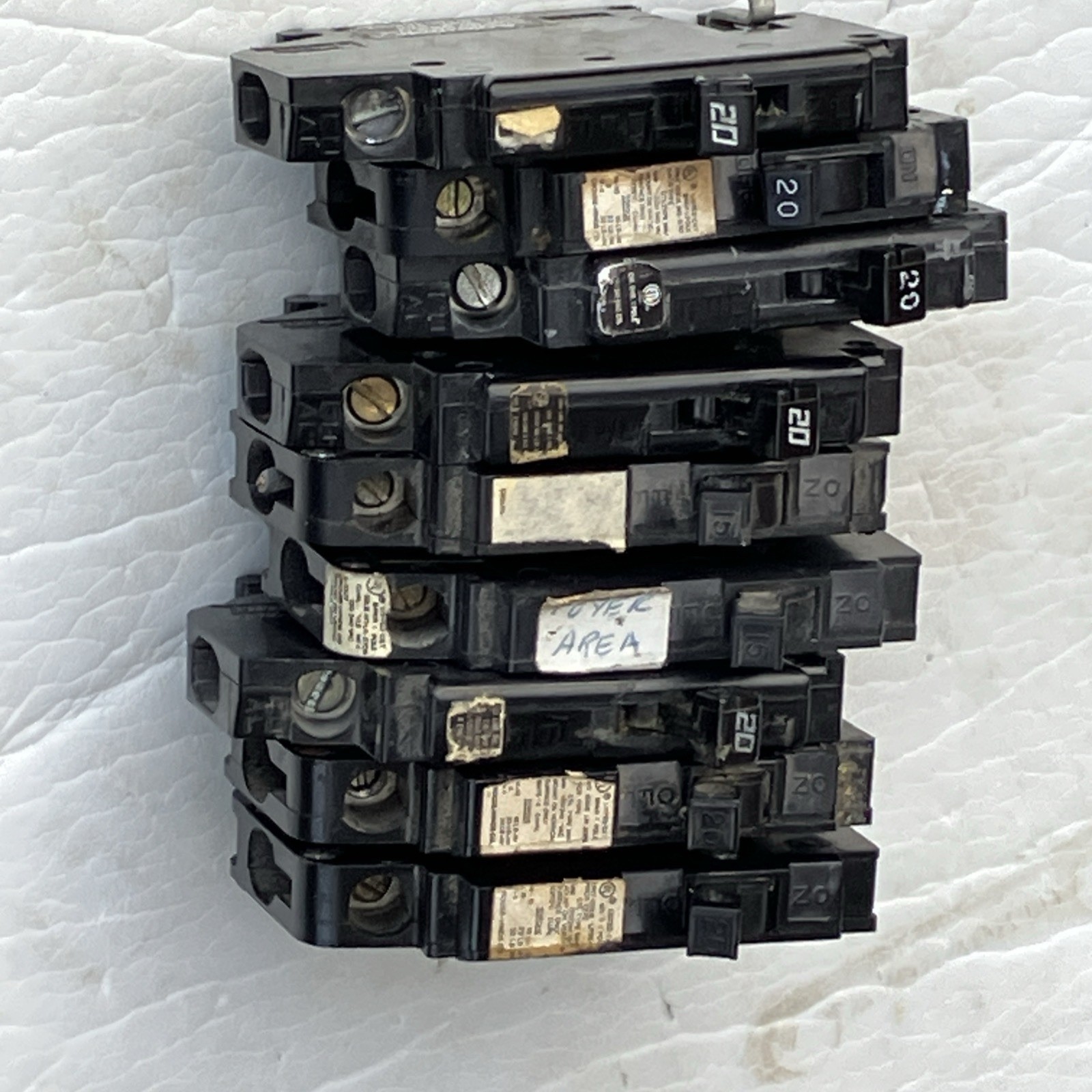 A120L Challenger Crouse-Hinds 1 Pole 20A «Cheater» Circuit Breaker A120 Non-CTL