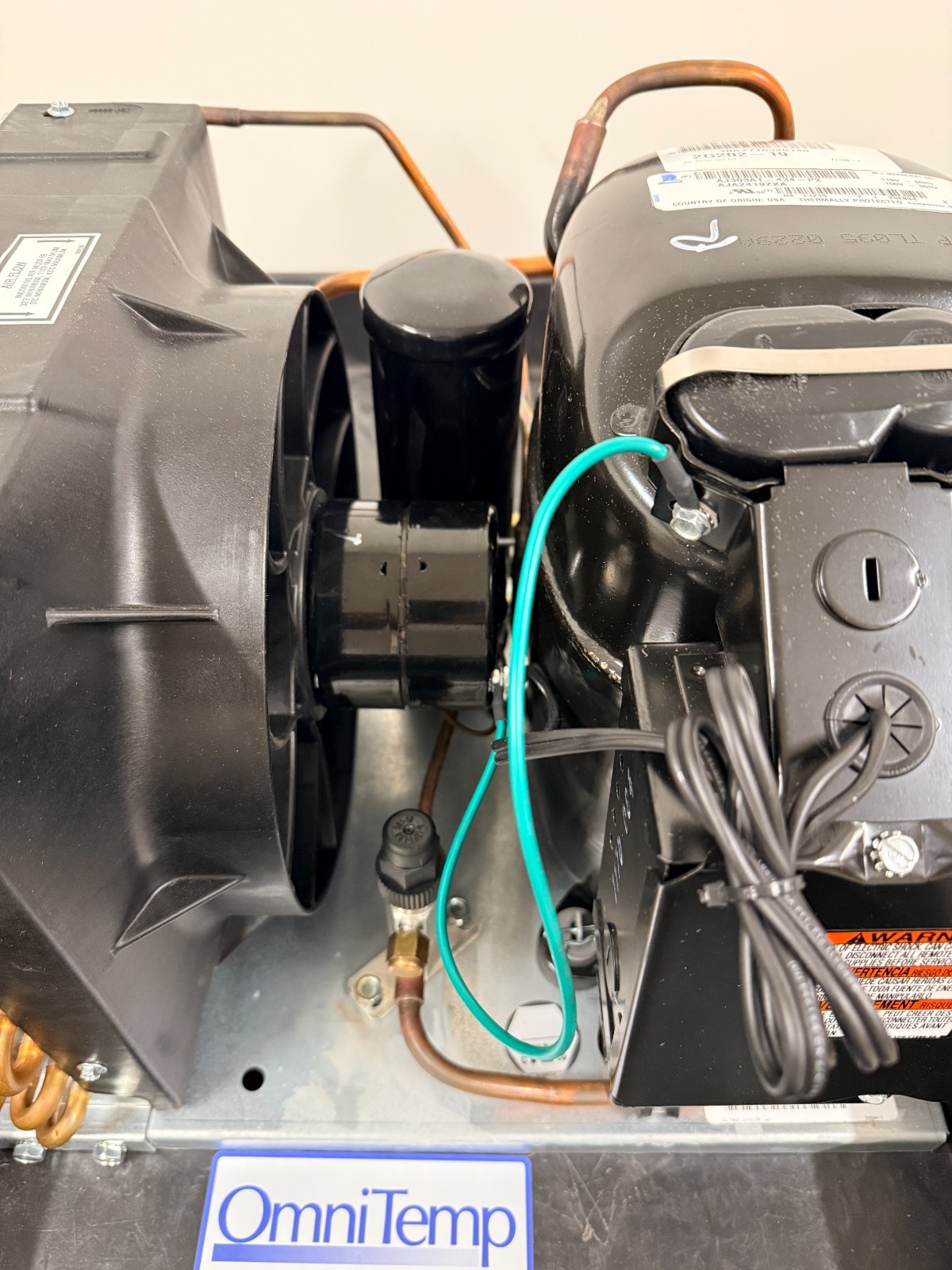 OMNITEAM/Tecumseh AJA-2423-ZAADG 115.v 1ph 60hz 1/2 HP R404A NEW