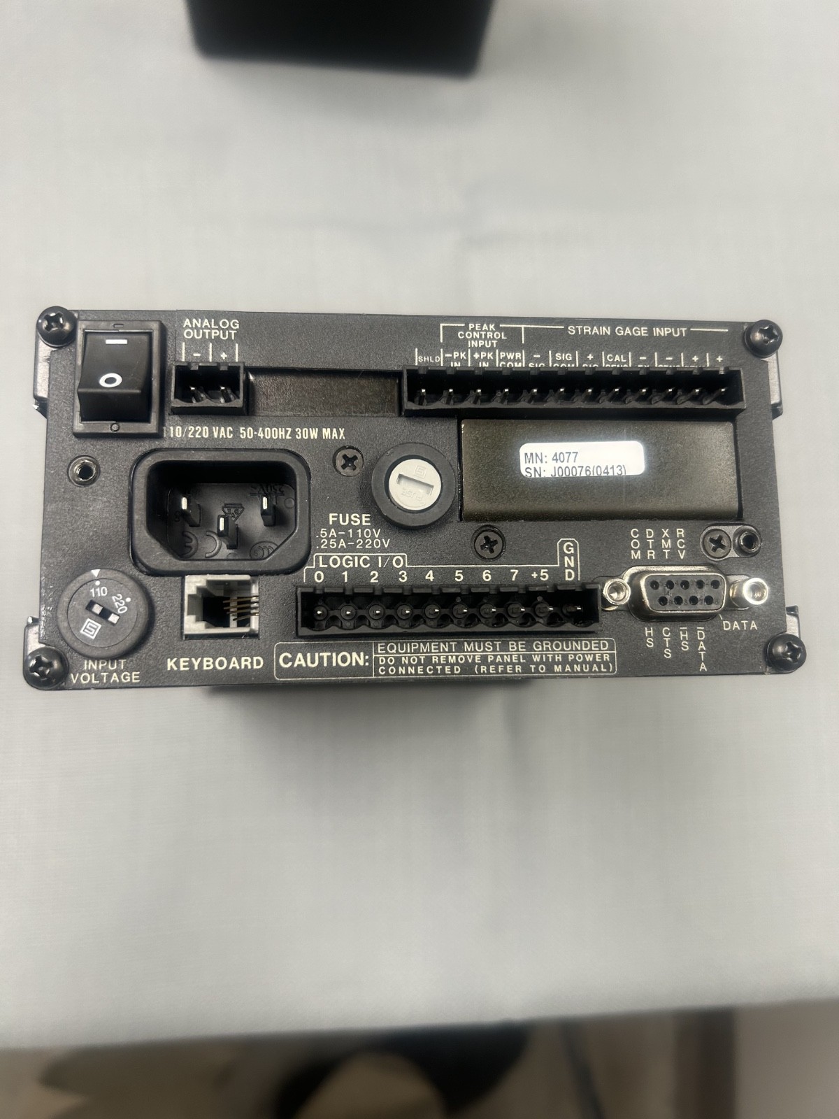 Daytronic 4077 Series Digital Indicator MN4077 Panel Controller – Good Condition