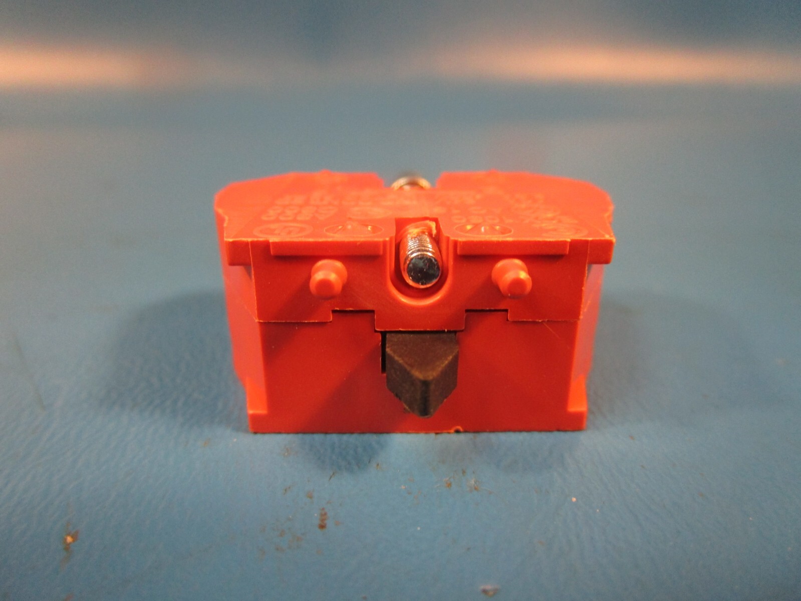 Pack of 5 Automation Direct ECX1030-5, Contact Blocks, ECX1030