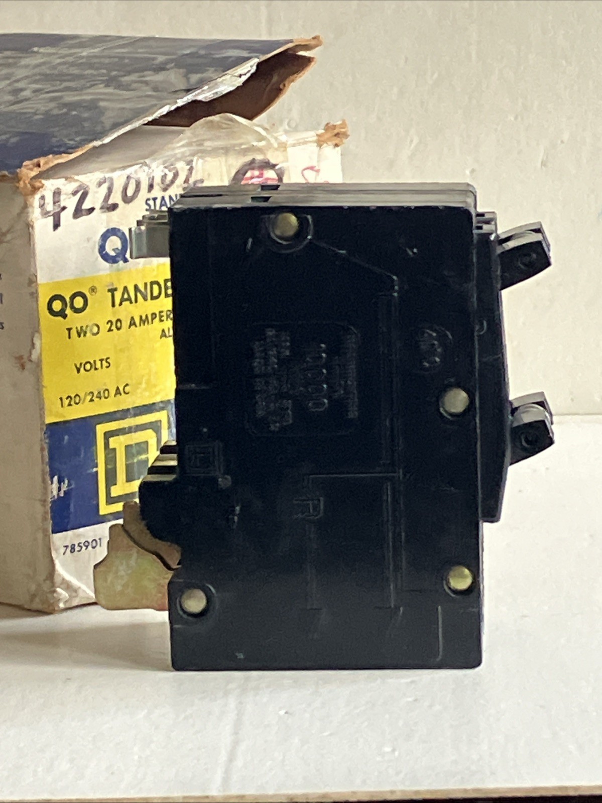 Square D QOT22020 20A 240V (2) 2P Piggyback Quad Tandem Quadplex CTL Hook -New!