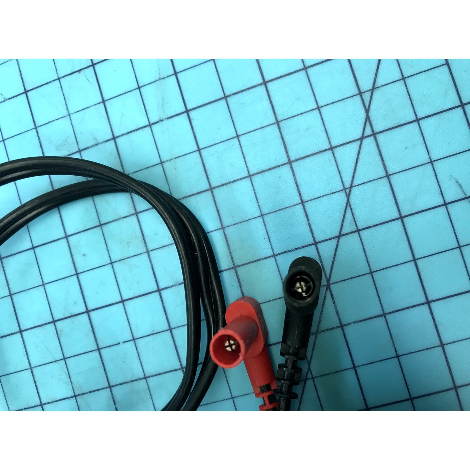 Fluke AC Current Clamp i200 / i200s – Electrical Testing Tool
