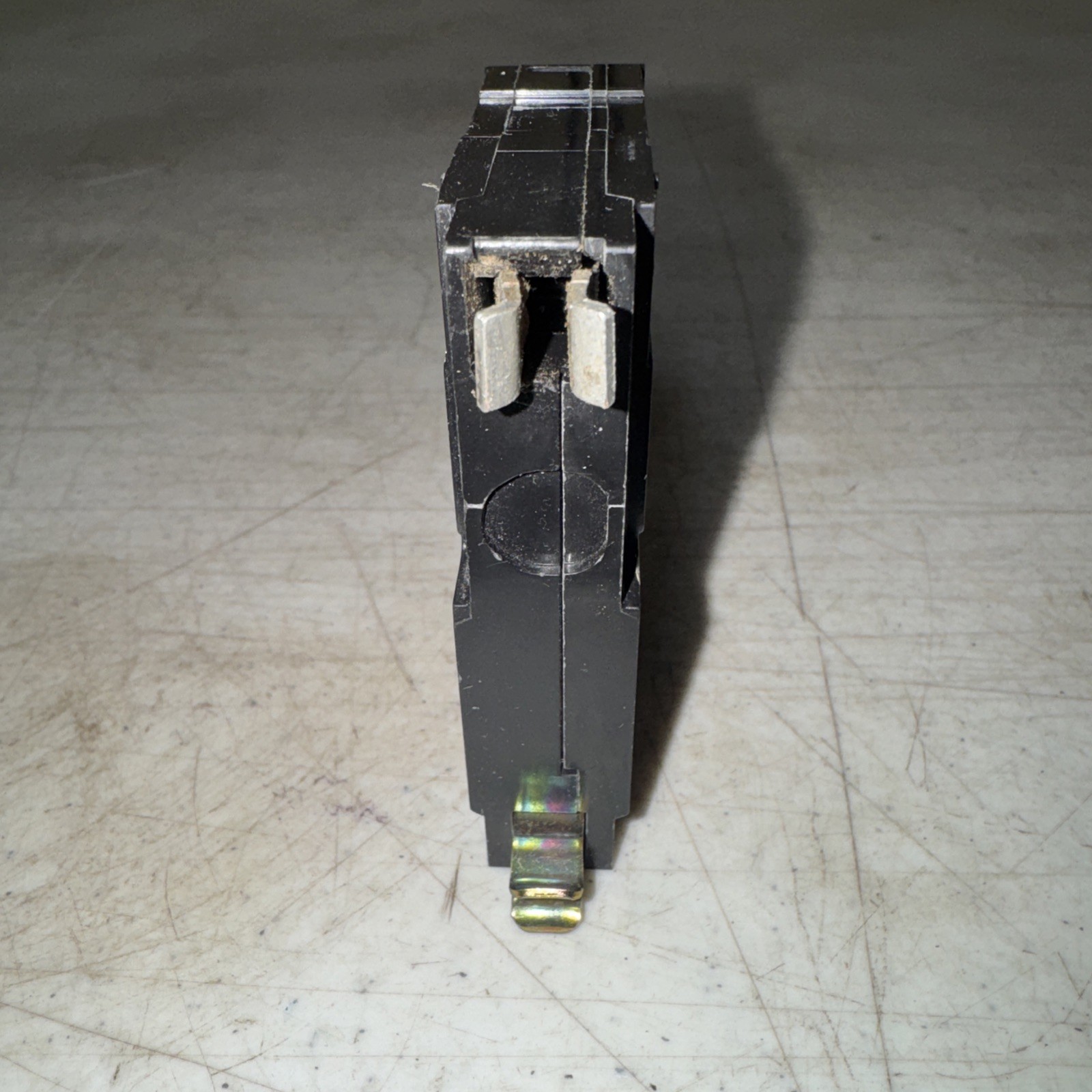 Square D QO 20 Amp Single-Pole Circuit Breaker(QO120CP) NEW