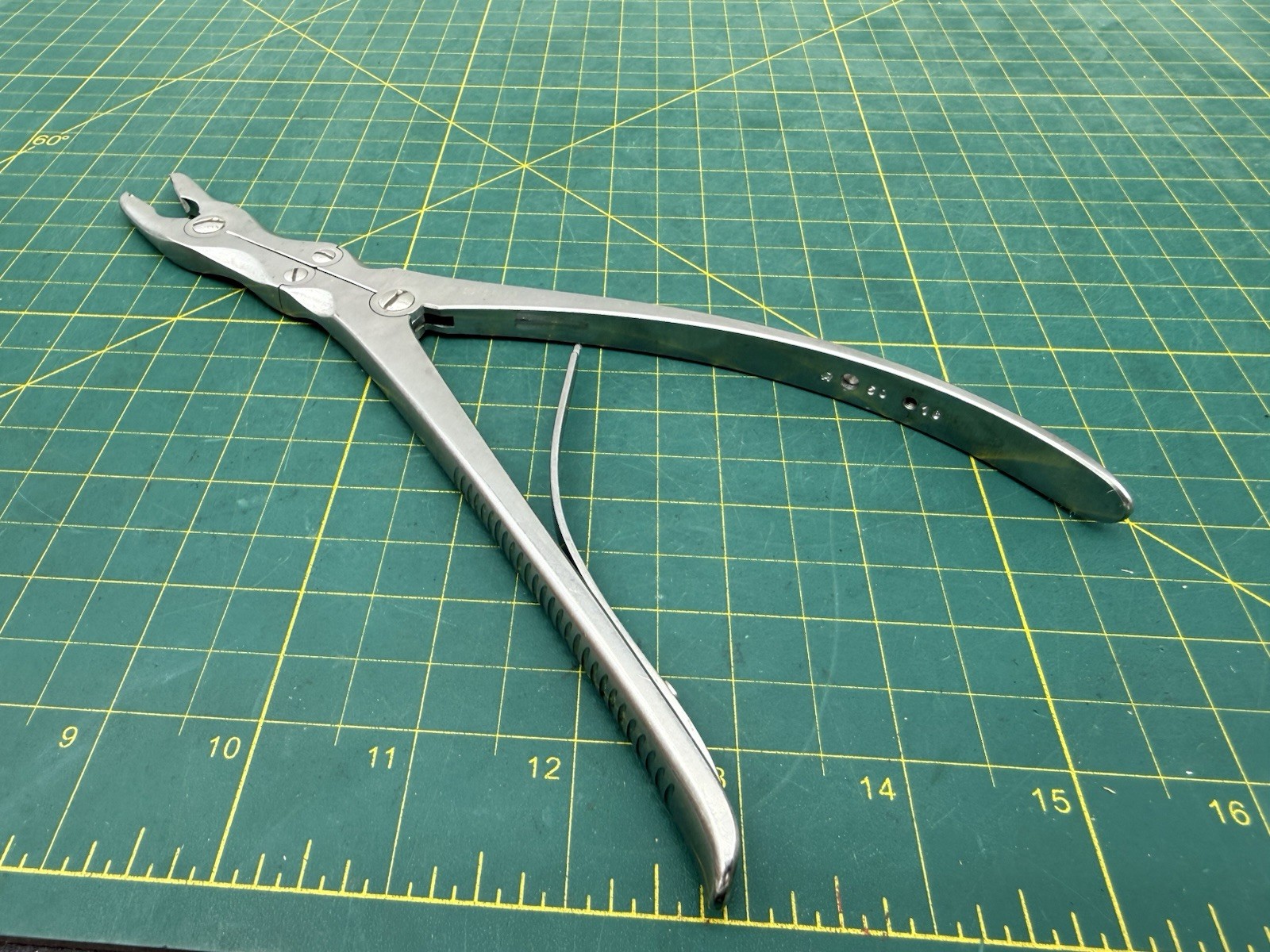 Aesculap FO526R Leksell Bone Rongeur Forceps 245mm 9.6″ Orthopedic Surgical