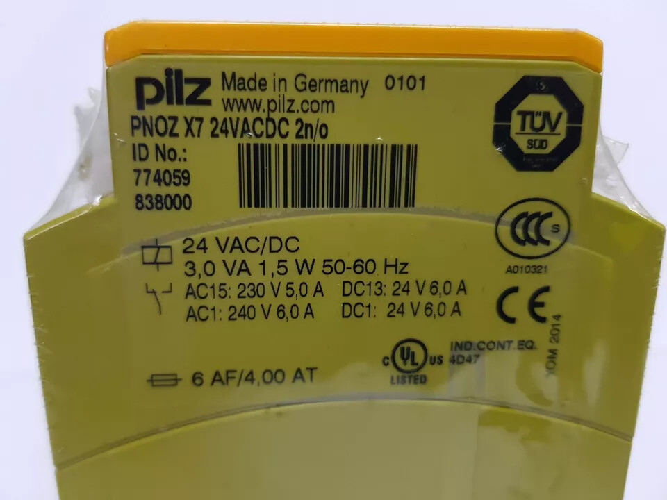 1pc New For Pilz PNOZ X7 24VACDC 2n/o 774059