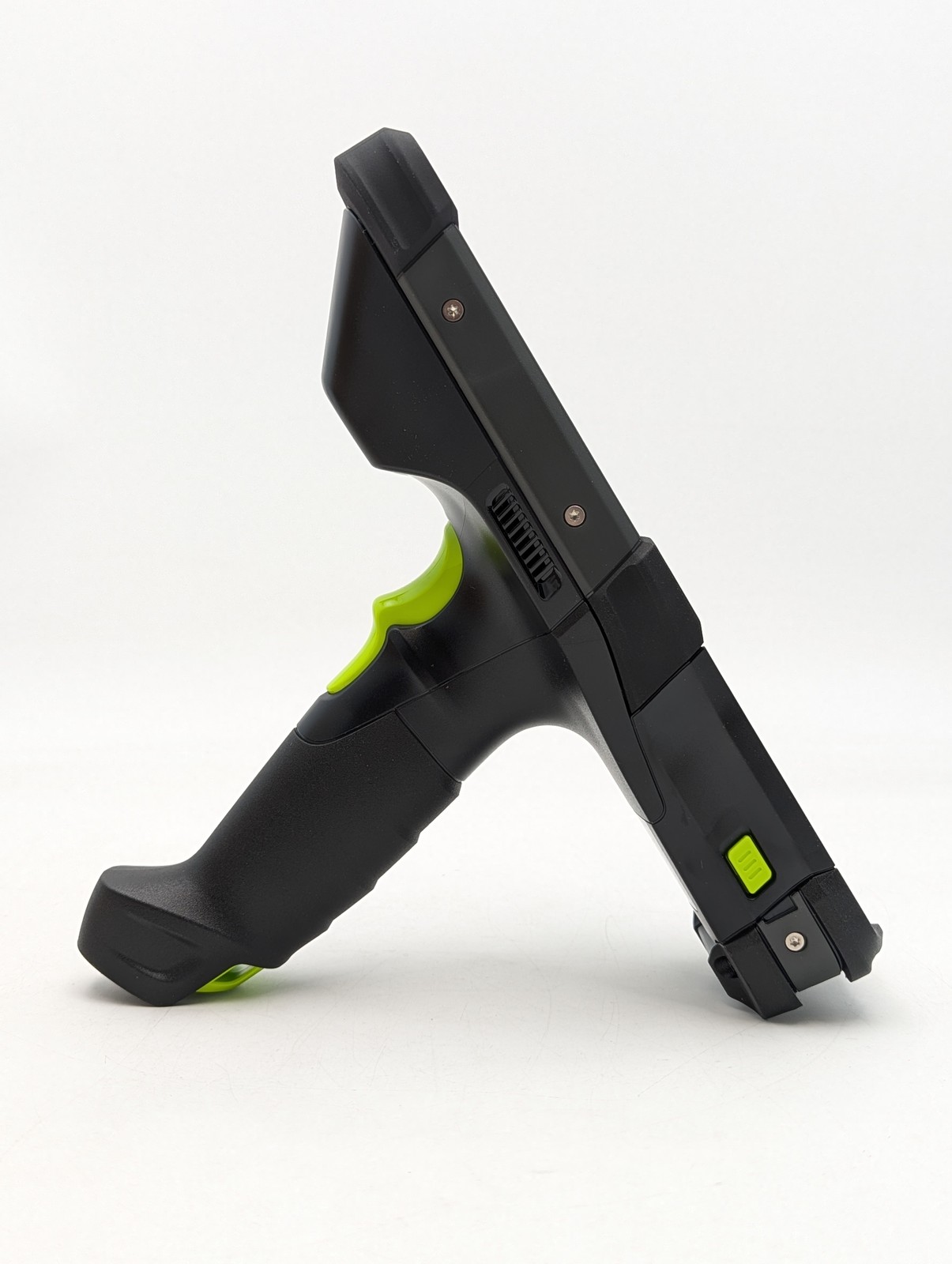 Zebra MC9400 Mobile Computer/Barcode Scanner w/ Battery (MC9401-0G1R6ESS-NA)