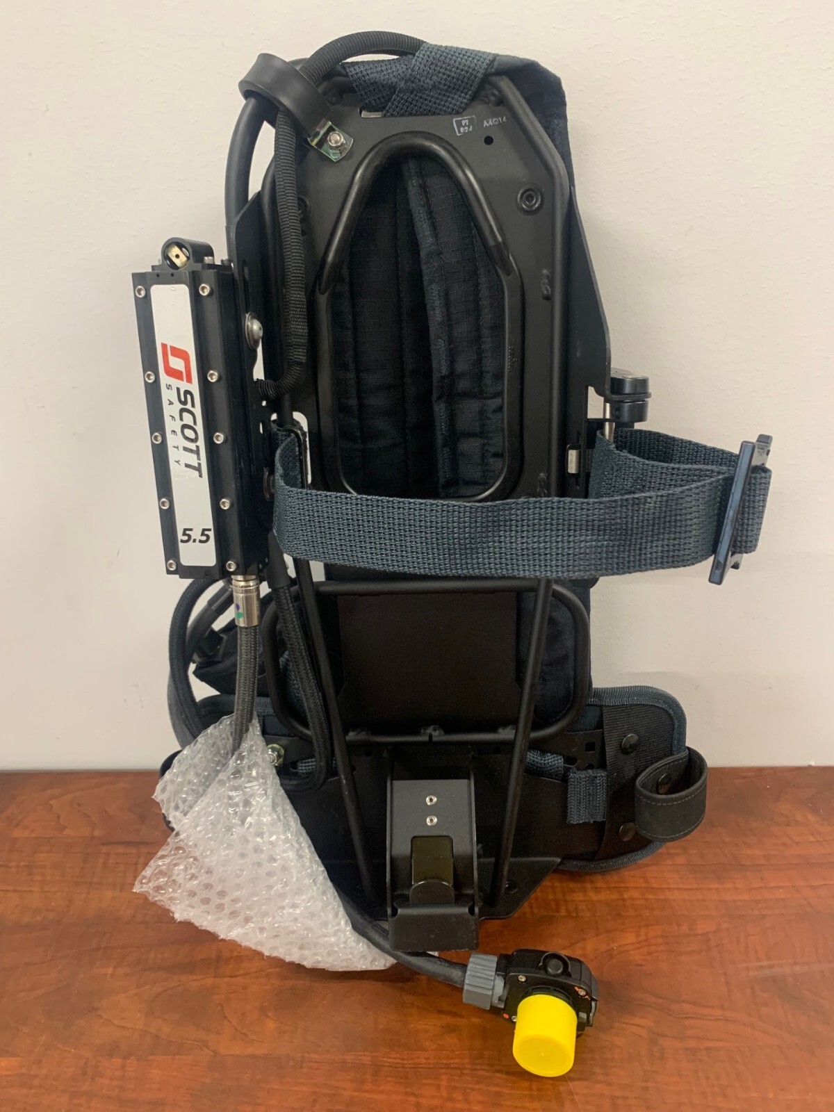 BRAND NEW 3M Scott Safety Air-Pak 5.5 Harness SCBA Fire Breathing Apparatus 5500