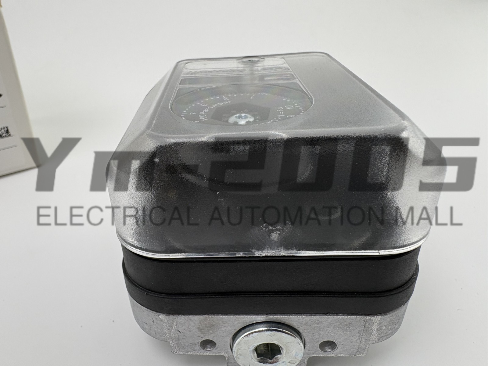1PCS NEW Krom schroder pressure switch DG10U-3