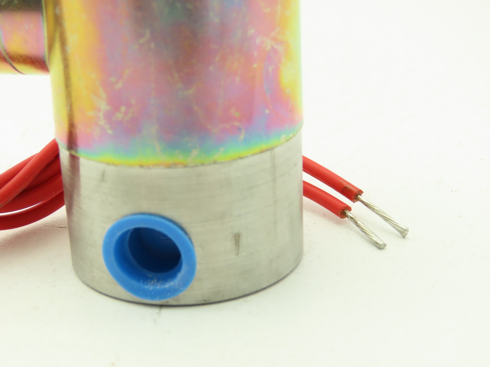 Honeywell Skinner V5L62360 Solenoid Valve 2-Way (NC) 120V 650 PSI 1/4″ NPT V5