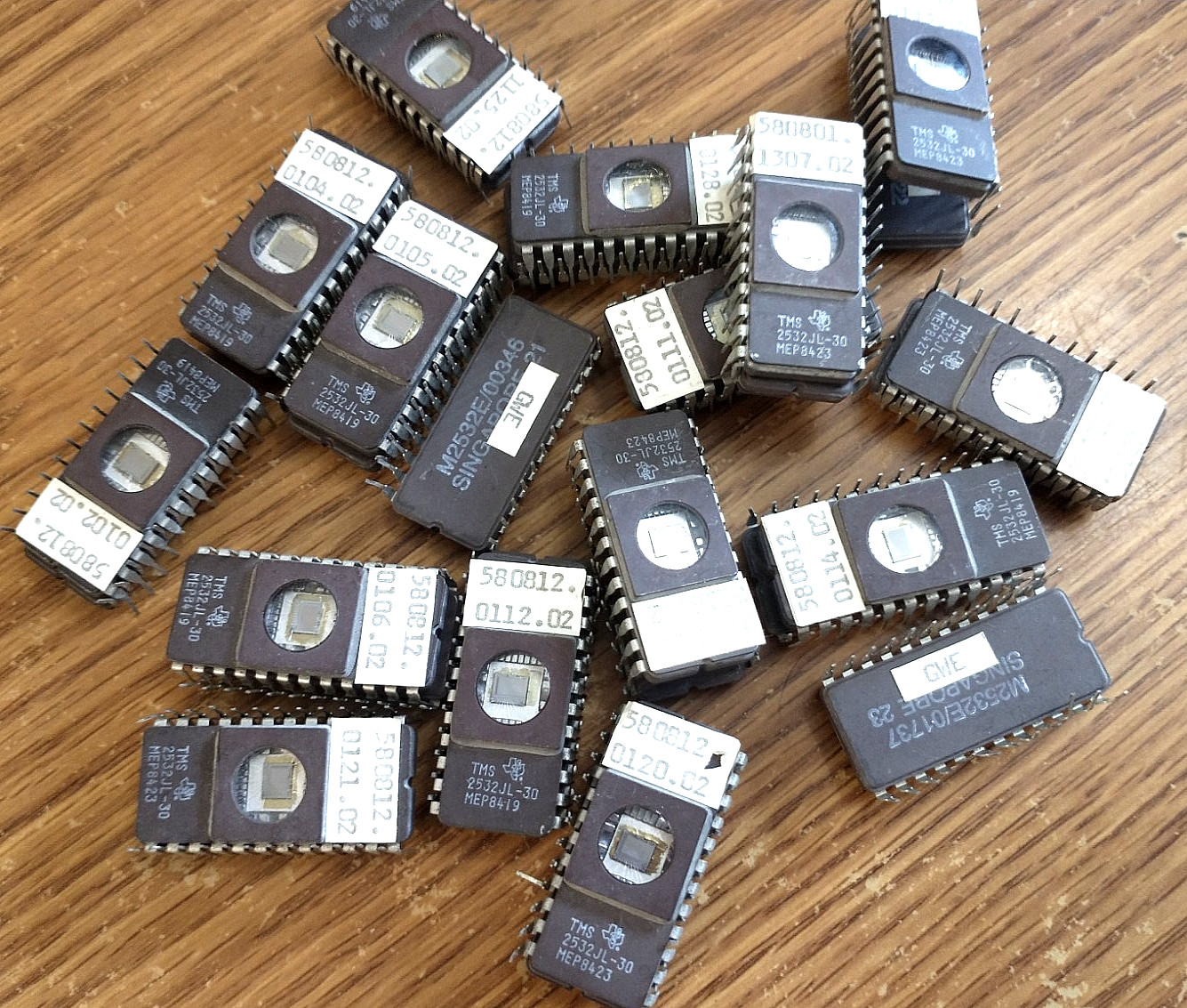 4 TI TMS2532JL-30 2532 UV EPROM ICs Ceramic DIP-24 Programmed NOS 580812 32Kb