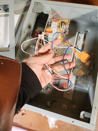 Douglas Lighting Controls Empty Enclosure With 24VAC Transformer & 8 Relay Spots