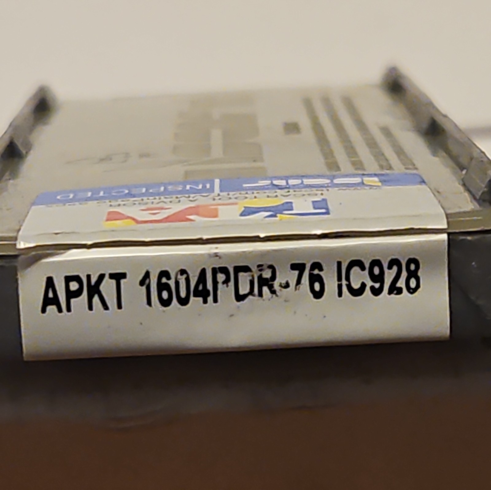 Iscar Milling Insert ‎APKT 1604PDR-76 IC928 2 NEW INSERTS 5602364 LOT 662