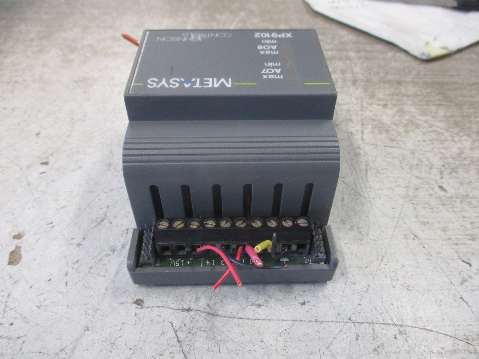 Johnson Controls Metasys Expansion Module XP-9102-8204 *No Terminal Covers* Used