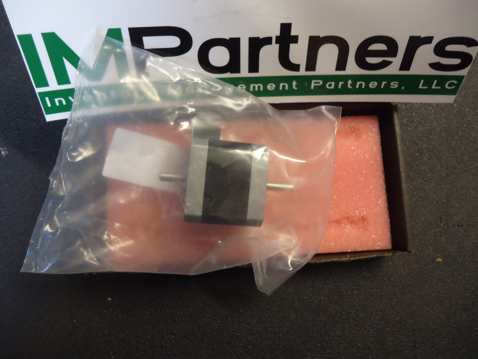 PK544PMB Oriental Motor Co 1.65 in (42 mm) 5-Phase Stepper Motor NEW!
