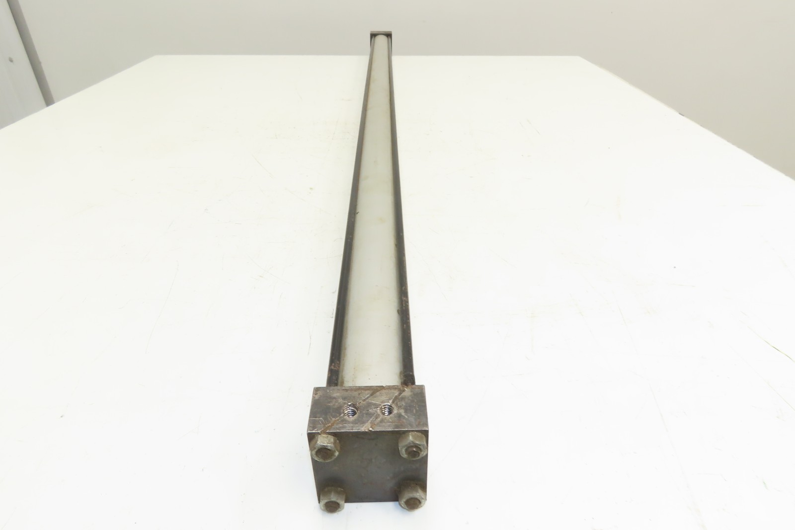 Norgren J0177A2 J-Series Pneumatic Air Cylinder 2.5″ Bore 42″ Stroke 150 PSI