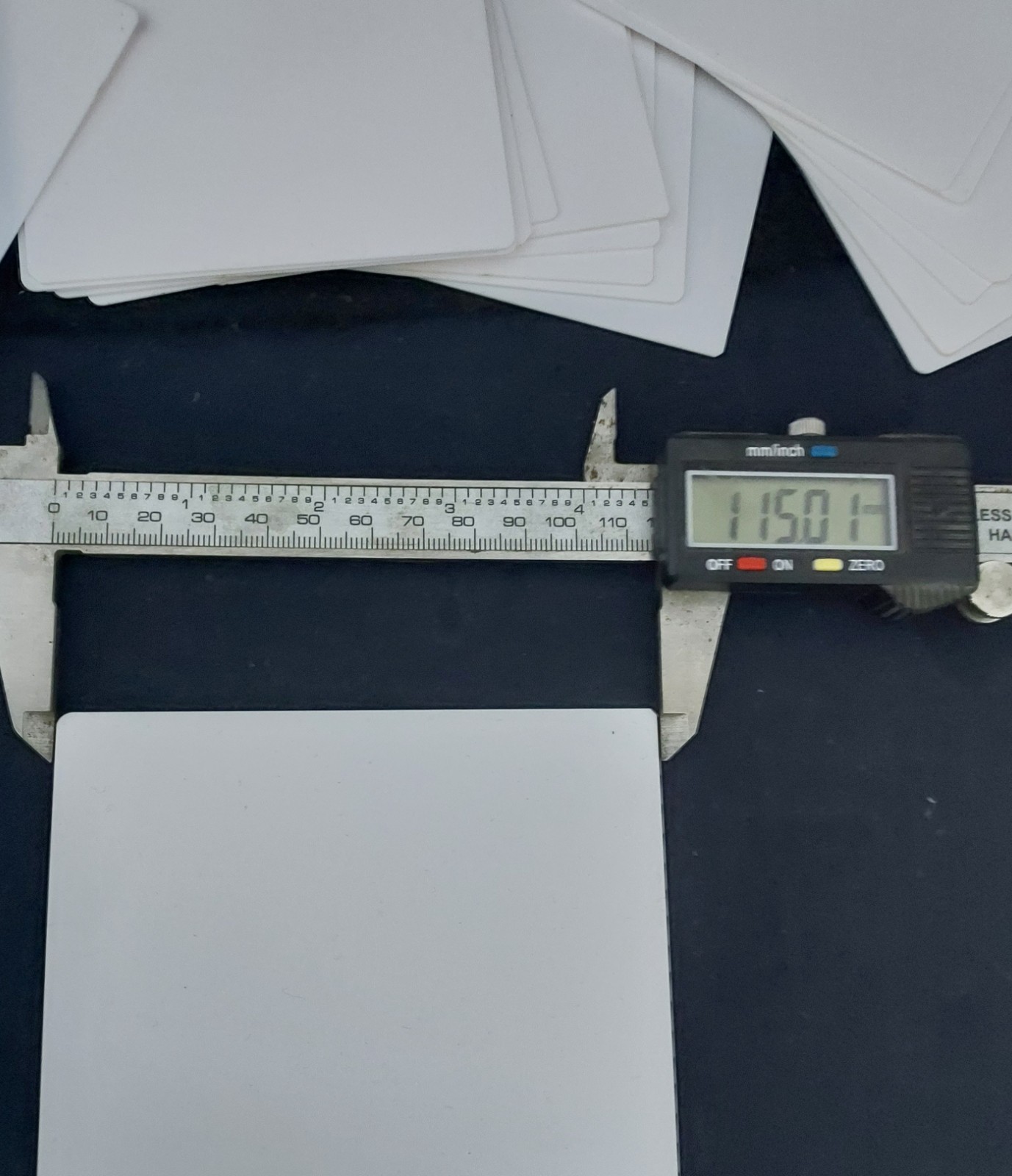 115 mm x 100 mm x 0.625 mm THICK ALUMINA CERAMIC SUBSTRATE 98.0 % No.: 514