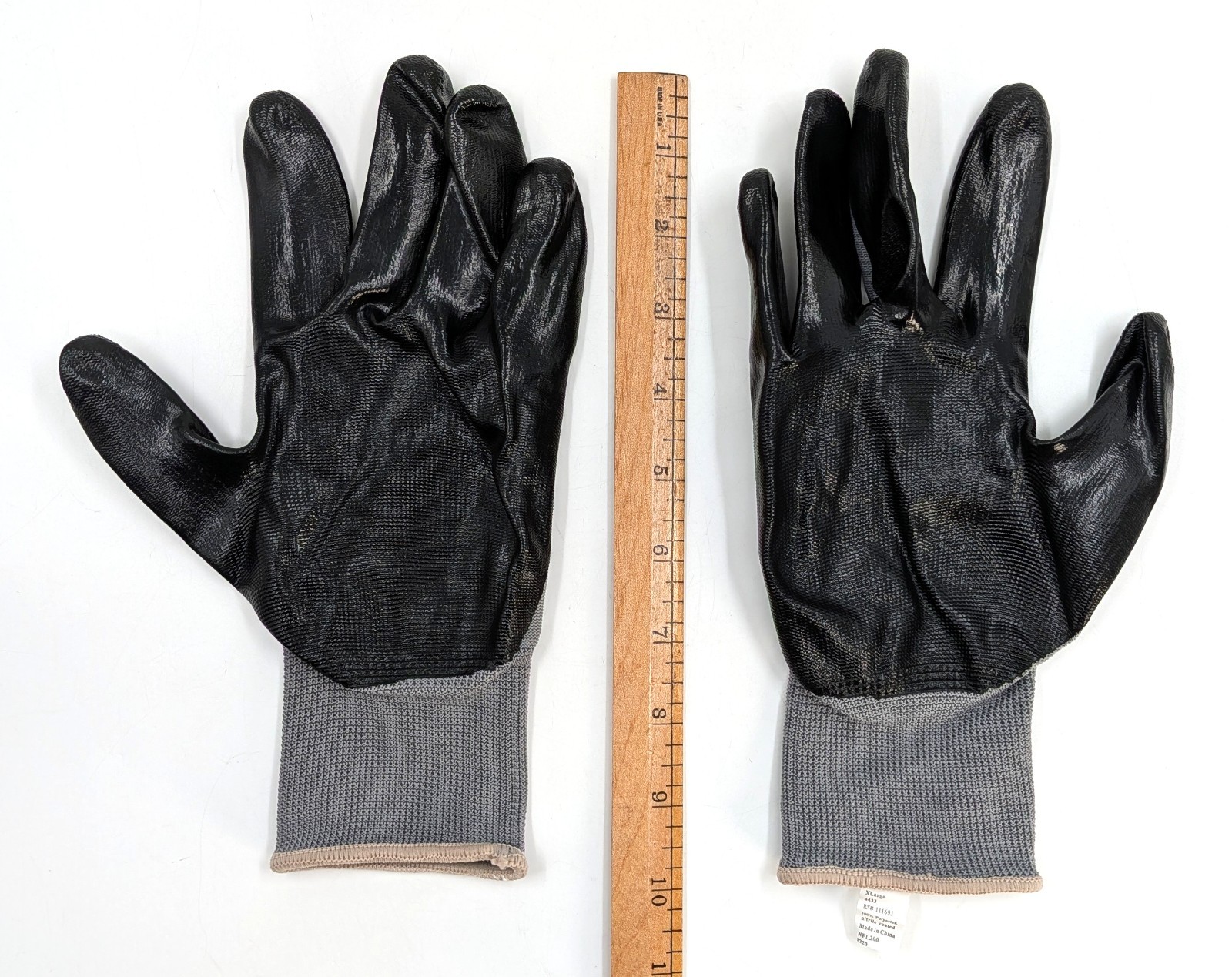 New! 4 Pairs Firm Grip X-Large Touchscreen Compatible Nitrile Coated Work Gloves