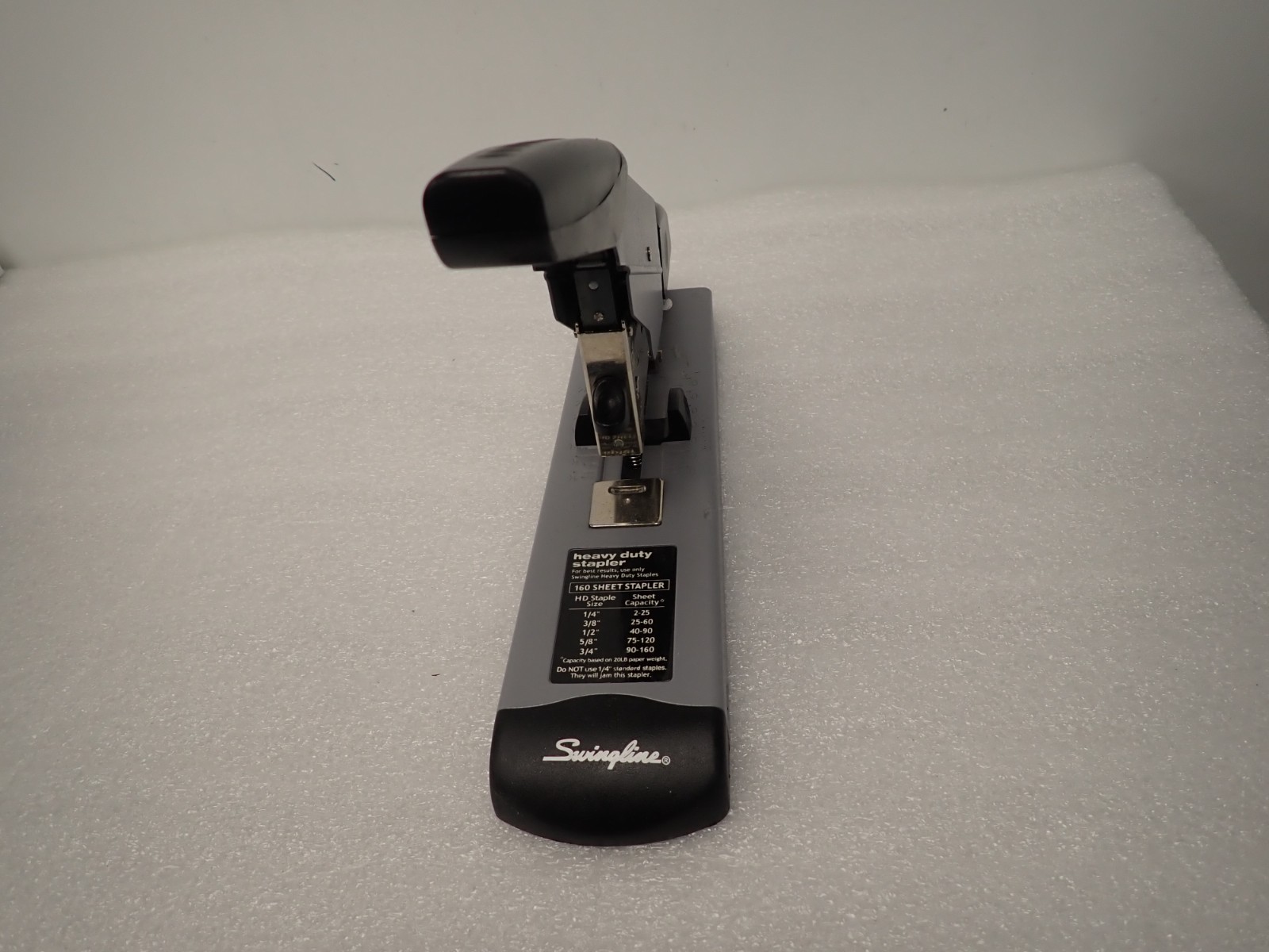 Swingline Heavy Duty Standard Stapler 160-Sheet Gray/Black Model 39005