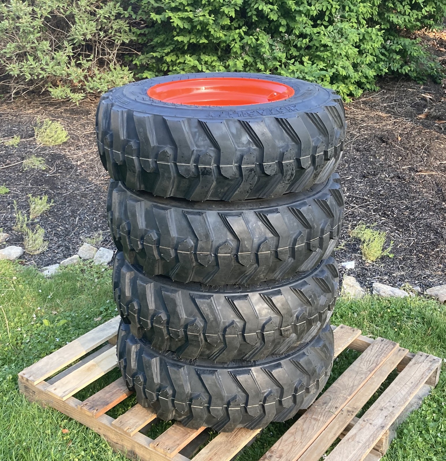 NEW 10-16.5 Skid Steer Tire/Wheel/Rim for Bobcat & more – 10X16.5-12 PLY