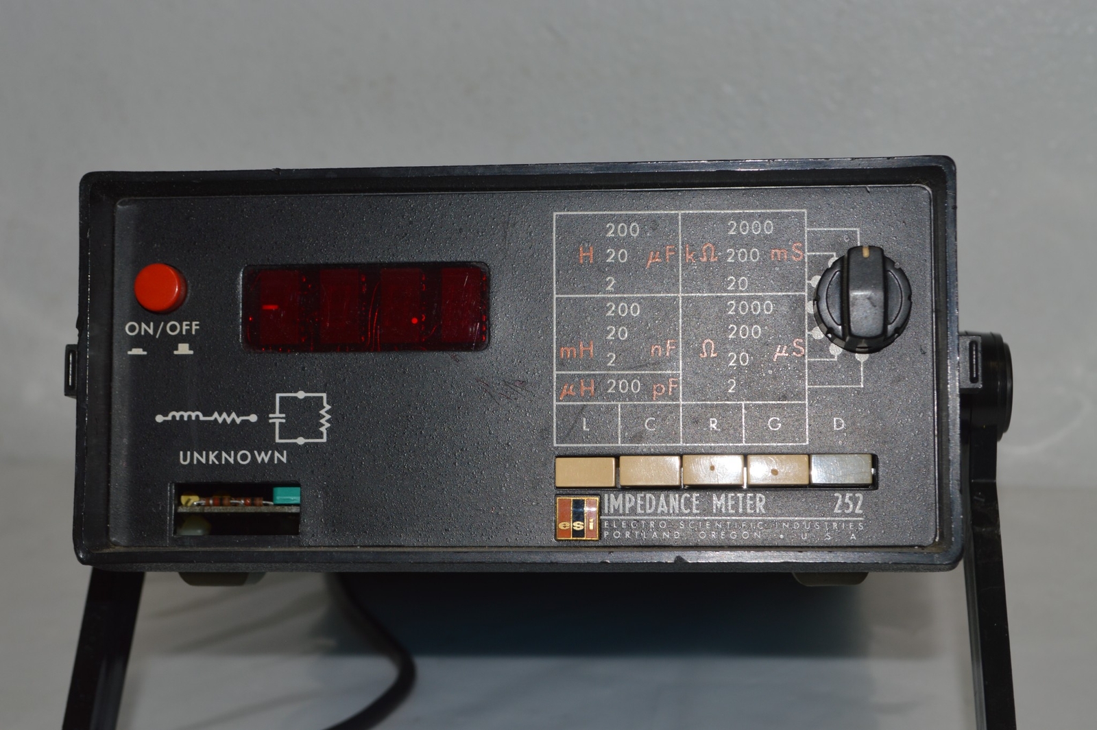 *TC* ESI ELECTRO SCIENTIFIC INDUSTRIES IMPEDANCE METER 252 (BAL54)