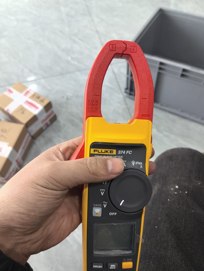 1PC Used Fluke 374 FC 600A AC/DC TRMS Wireless Clamp Meter Multimeter