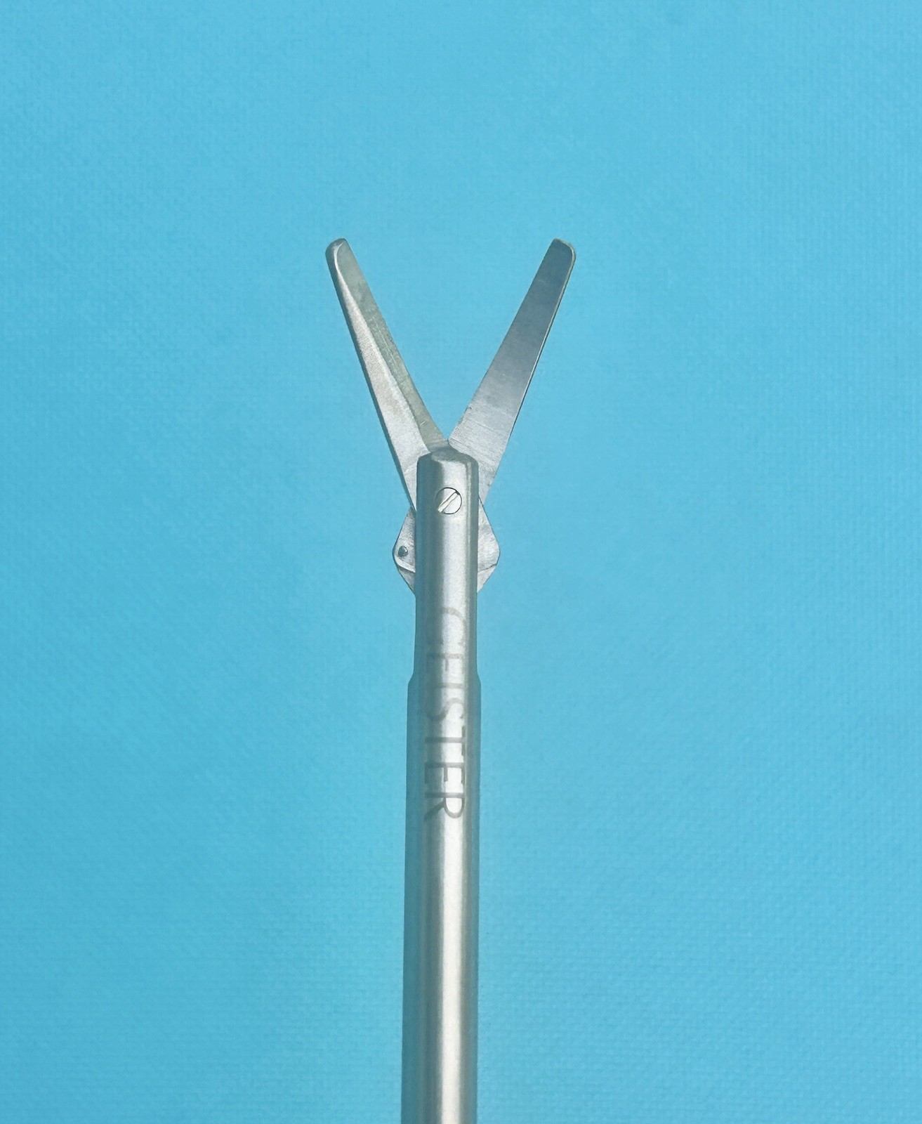 Geister 34-7835 ValveGate MICS Curved Scissors 30° 5mm x 25cm