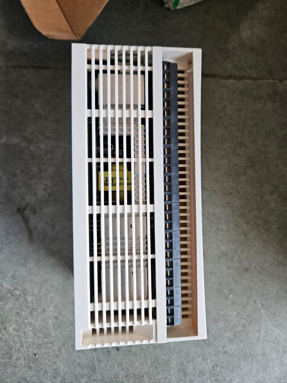 Schneider Electric Twido TWDLCDA40DRF Compact Base Controller PLC Module