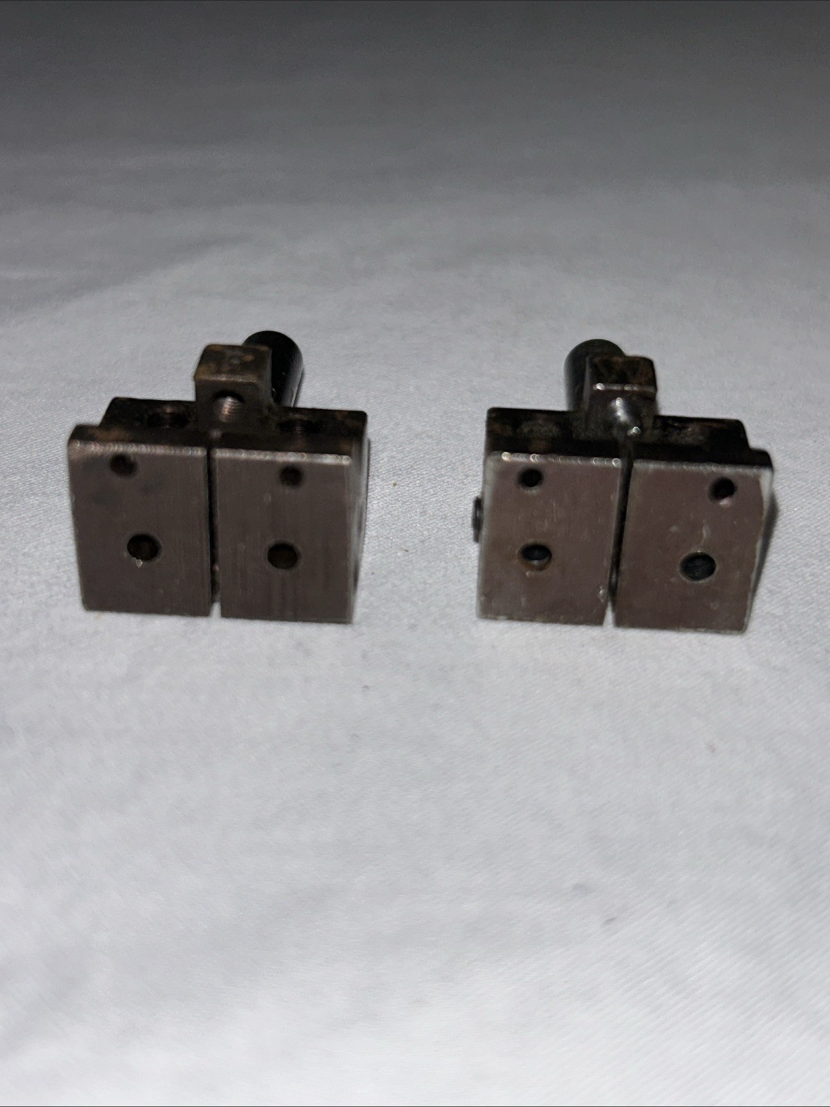 SINGER ? Needle Clamp Holder One Marked R One W, VTG No Part # See Pics Read