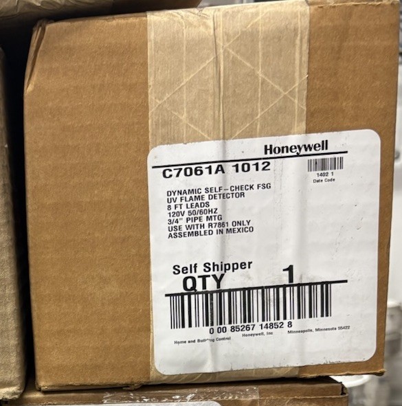 Honeywell 7061A 1012 Dynamic Self Check UV Flame scanner