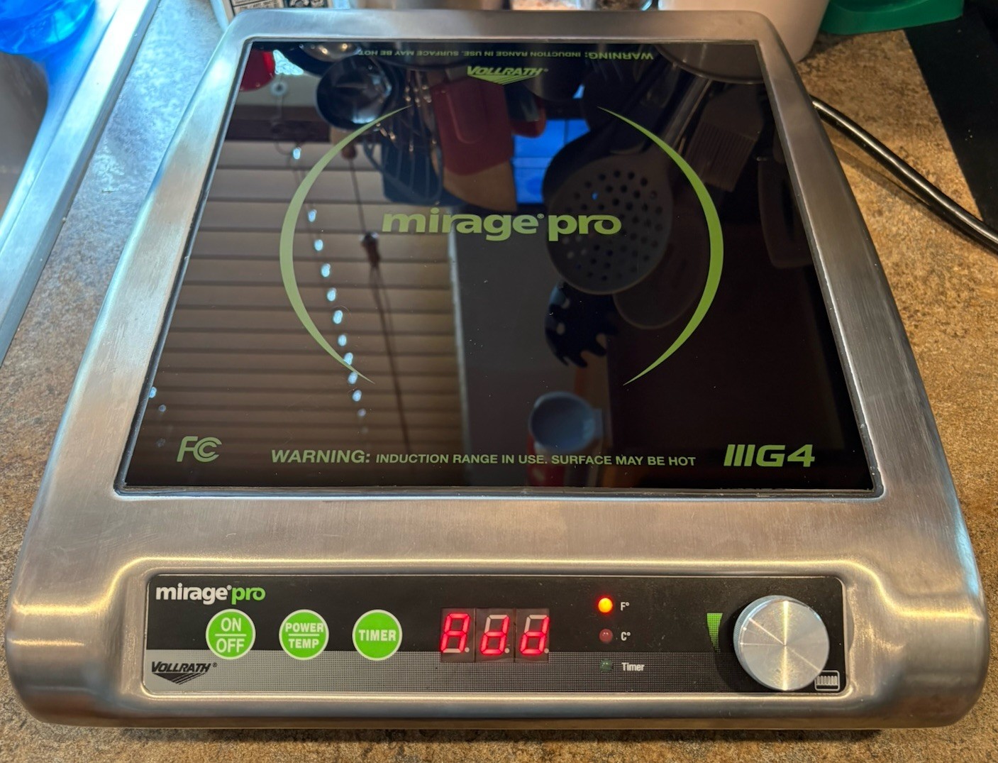 Vollrath 59500P Mirage Pro 1800W Counter Top Induction Range Fully Functional