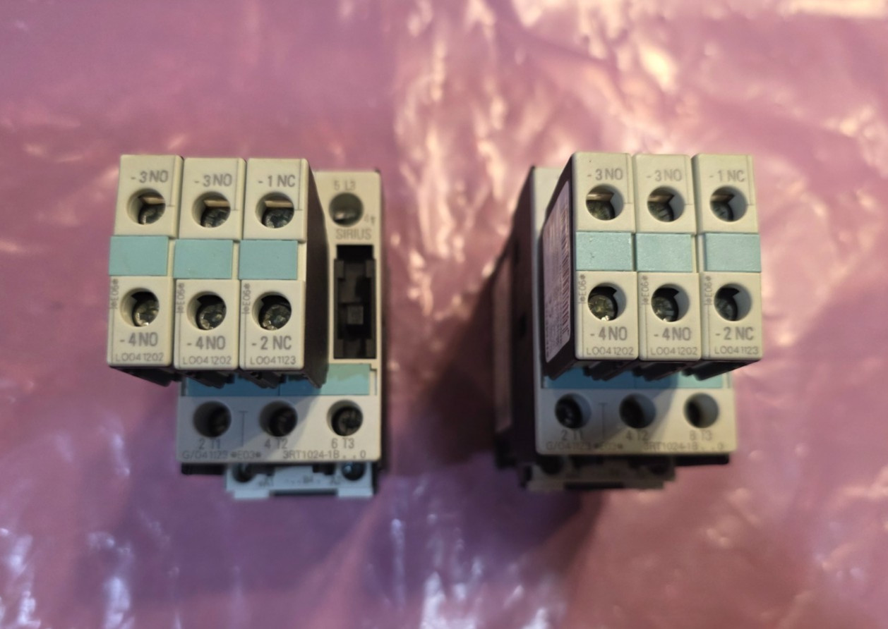 QTY (1) 3RT1024-1B..0 24VDC 3RT1024-1BB40 & (3x) AUX 3RH1921-1CA10 FREE SHIP
