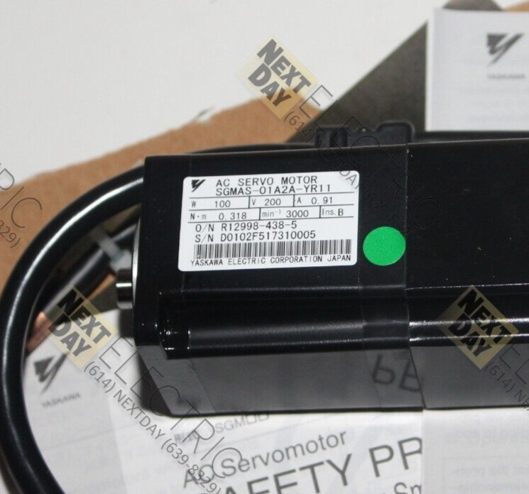 Yaskawa, SGMAS-01A2A-YR11, AC Servo Motor Motoman Robot 100w OEM Japan USA
