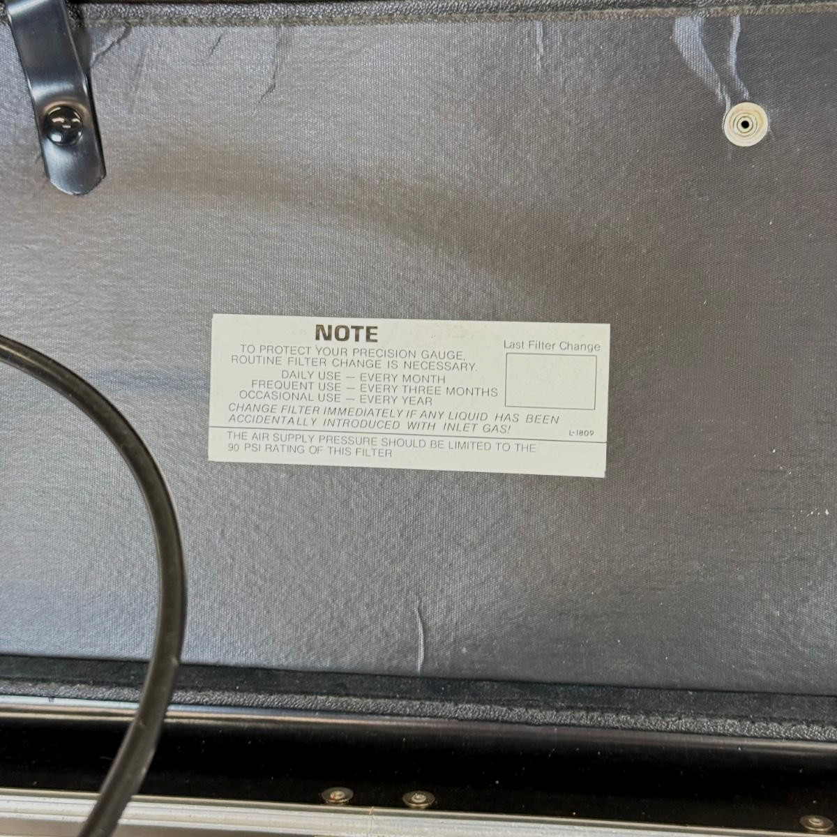 Pennwalt Wallace & Tiernan 65-120 Portable Pneumatic Calibrator USED