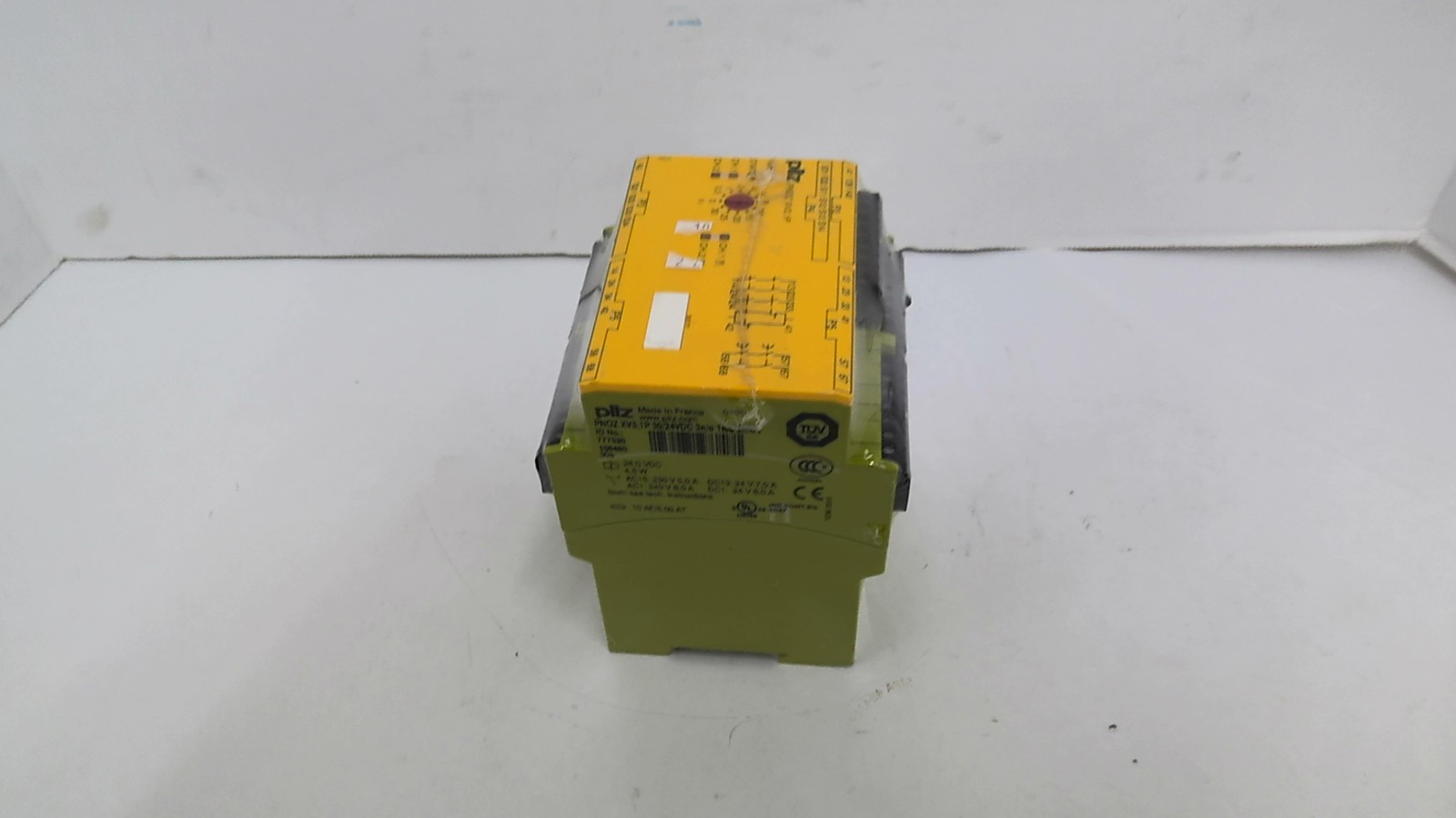 Pilz PNOZ XV3.1P 30/24 VDC Safety Relay