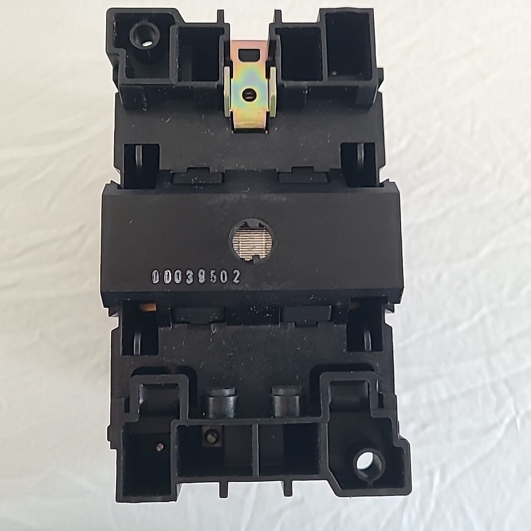 LOVATO BF80.00 BF80 120V 60Hz 110V 3P CONTACTOR -New Open Box-