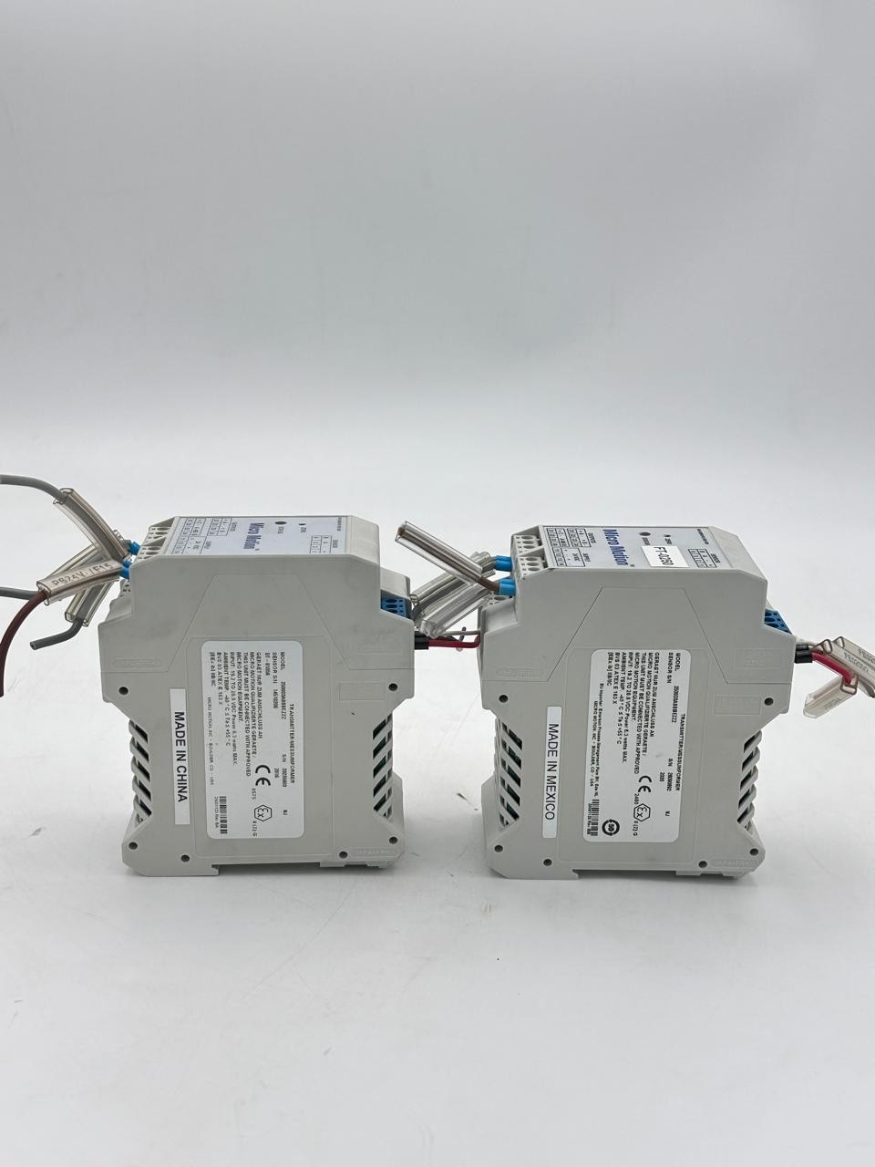 EMERSON MICRO MOTION TRANSMITTER MODEL 2500D3ABBBEZZZ PN : 20000742 REV BB