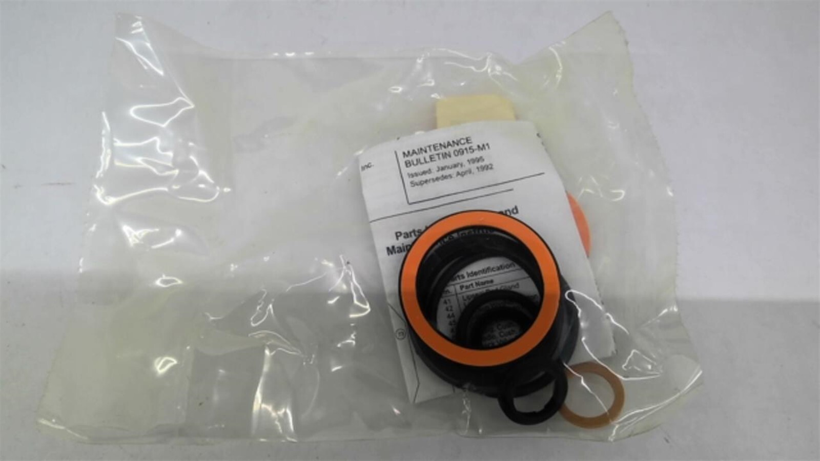Parker SKL7001MA1 2″ Bore, 5/8″ Rod Seal Kit