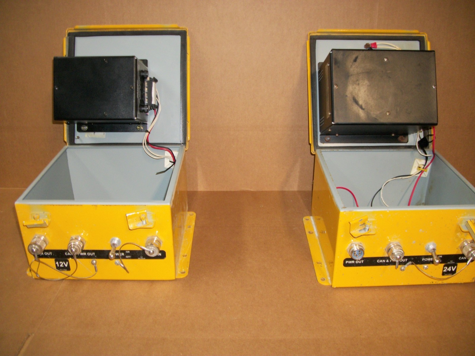 GOMACO GSI MOBA POWERS BOXES W/ NAV PAC POWER CONDITIONERS PAVING ASPHALT NP24