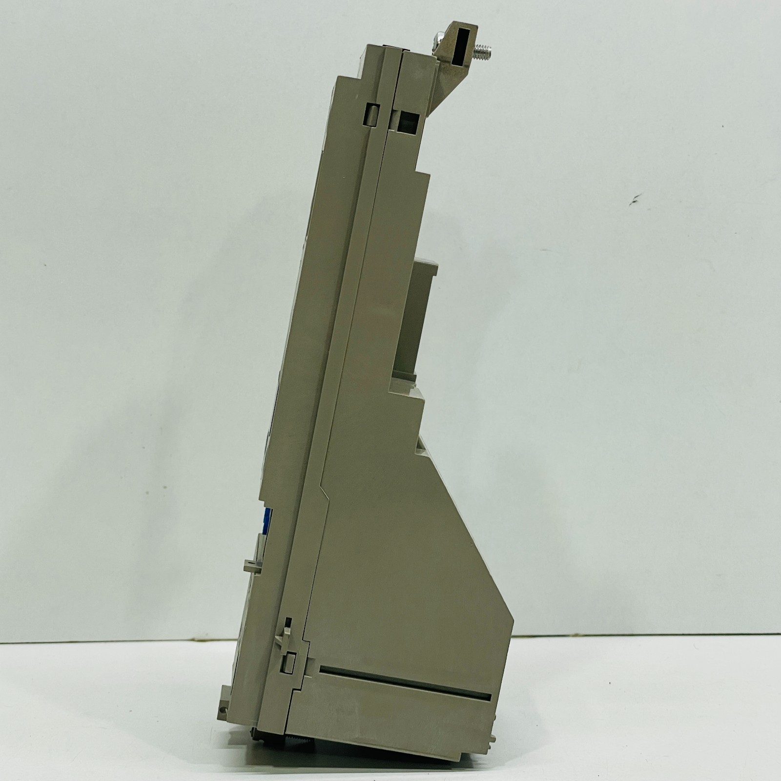 SCHNEIDER ELECTRIC 33073 MICROLOGIC 6.0A CONTROL UNIT NEW WITHOUT BOX